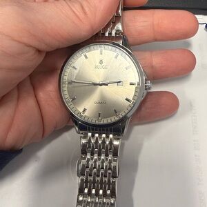 Ruige Men's Silver Stainless Steel Quartz Watch - Silver Dial